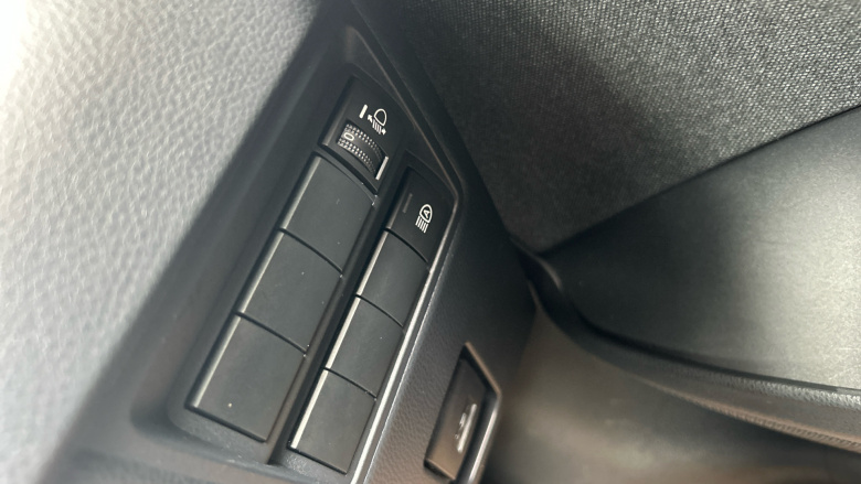 Toyota Yaris 1.5 Hybrid Design 5dr CVT Hybrid Hatchback